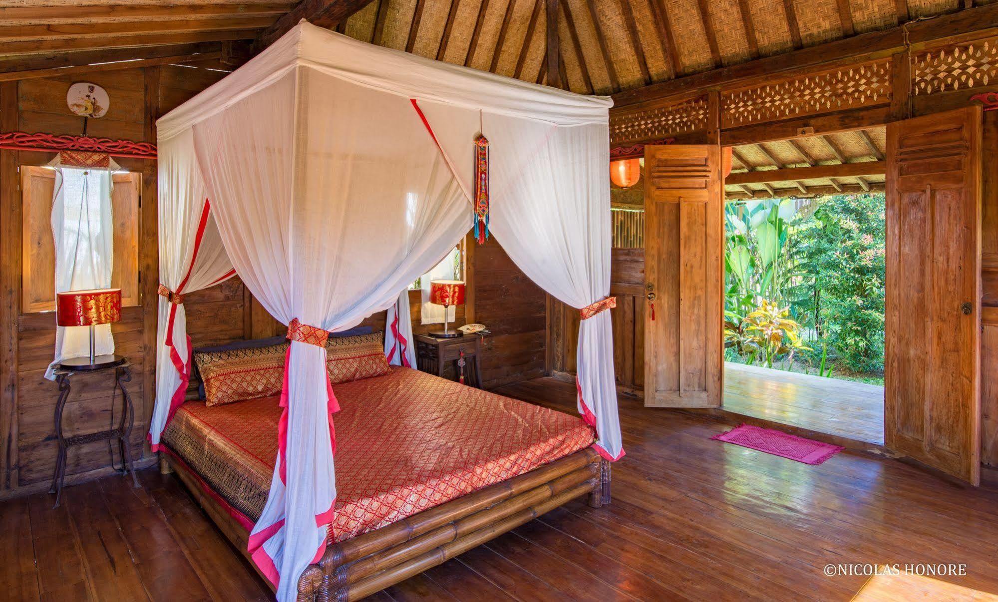 ฮาติ ปาดี คอตเทจ Bed & Breakfast อูบุด ภายนอก รูปภาพ