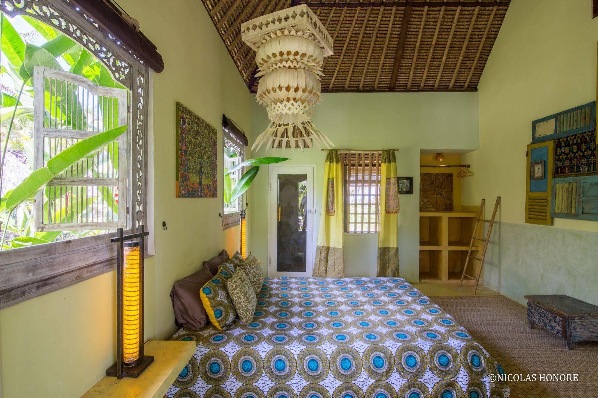ฮาติ ปาดี คอตเทจ Bed & Breakfast อูบุด ภายนอก รูปภาพ